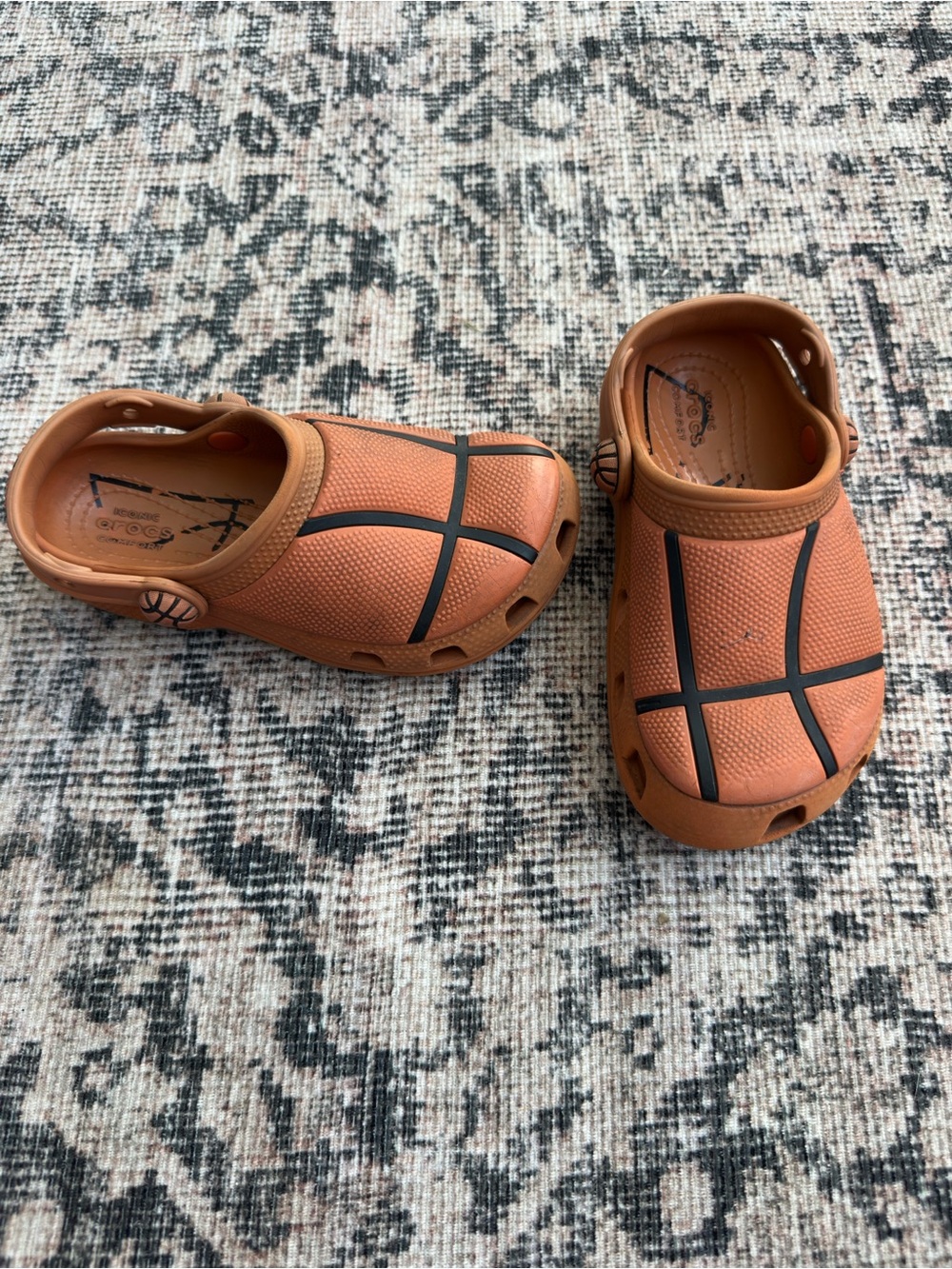 Little boys Crocs - basketball